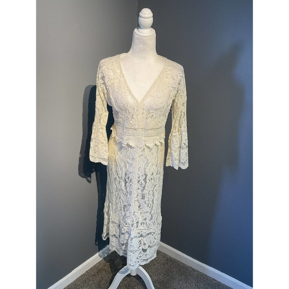 adiva lace Boho Dress Size Small. Cream Color, 3/4th Sleeves - Picture 1 of 6